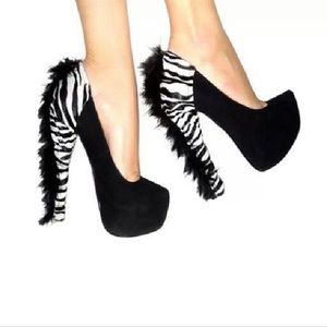 Shoe accessories